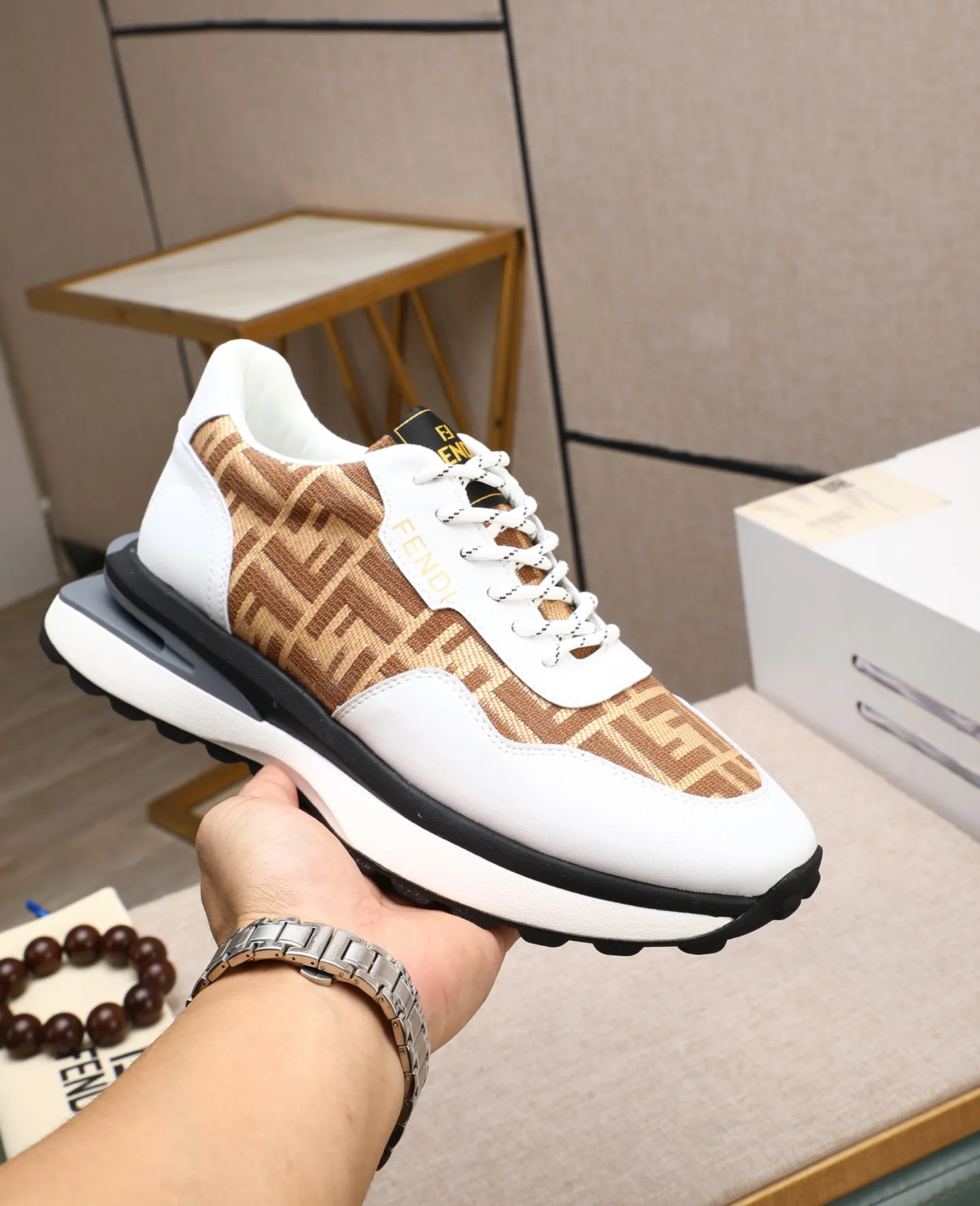 Men's shoes 💰460🕷🕷[FENDI] Fendi fashionable casual men's shoes 🇨🇳Original official website 1:1 model opening, new models are available first 💯Not high-profile but avant-garde, simple About low-key and fashionable, super versatile style 🌿 Made of original cowhide ➕ Pigskin lining 🎋 The version is comfortable on the feet, so rigorous for any small place, and the workmanship is first-class 🍍38-44 Large quantities in stock